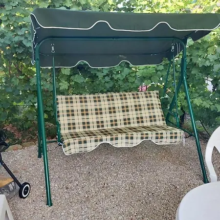Oazis Apartman, Gardony, Velencei-to