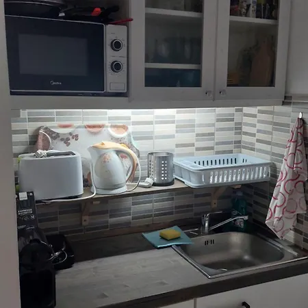Oazis Apartman, Gardony, Velencei-to *